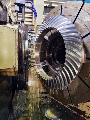 HRC58 35° Helix Conical Gear 0.2mm With Carburizing Heat Treatment