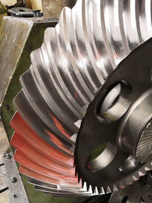 48T ISO 6-7 Grade Conical Spiral Helical Gear 14.117 Module