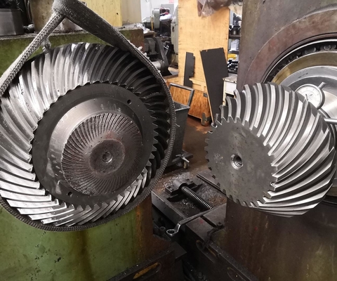 Smooth And Quiet Operation Spiral Bevel Gears For High Performance Transmission