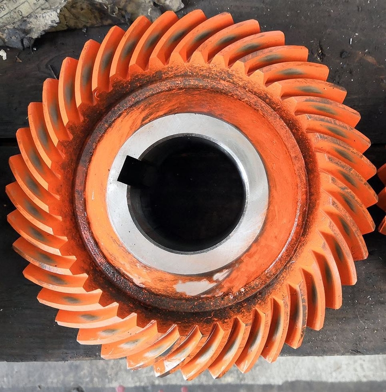 Optimized Efficiency Spiral Bevel Gears For Power Transmission In Machinery And Equipment
