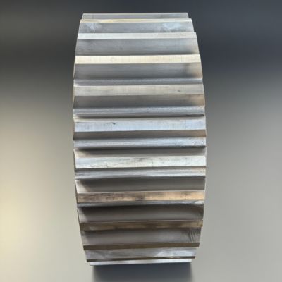 Zębaty z napędem ISO 7 do zastosowań niskich prędkości w ciężkich pojazdach