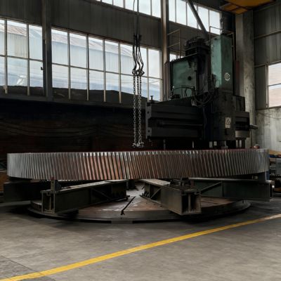 Wał zębaty przekładni wykonany na zamówienie z frezowaniem i dłutowaniem kół zębatych