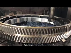 OEM ODM Herringbone Podwójne zębatki spiralne ISO 8-9